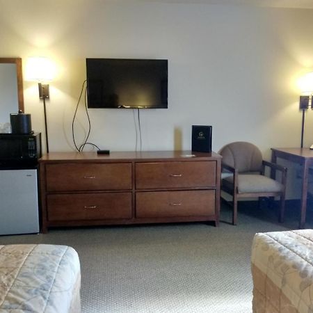 Madelia Hotel & Suites Extérieur photo