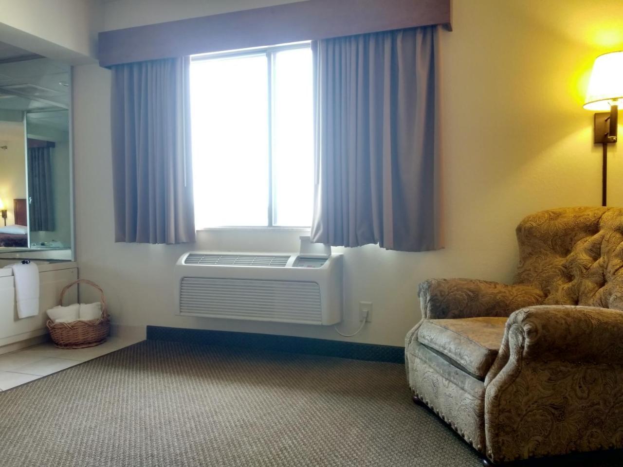 Madelia Hotel & Suites Extérieur photo