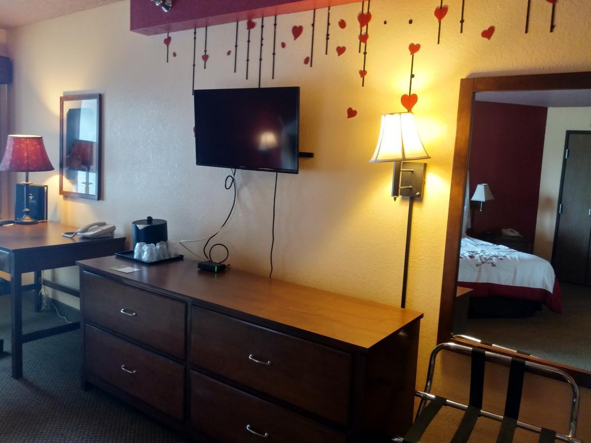 Madelia Hotel & Suites Extérieur photo