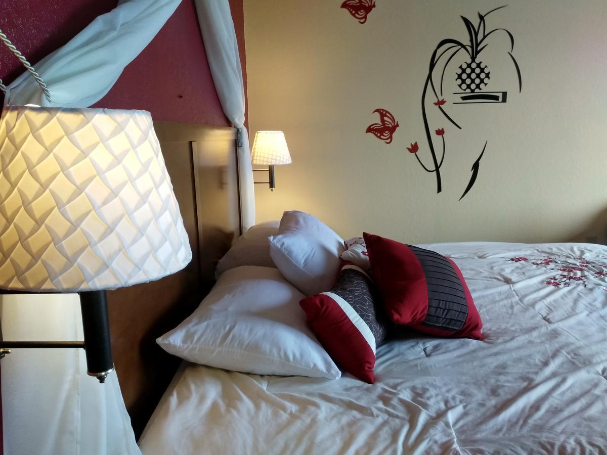 Madelia Hotel & Suites Extérieur photo
