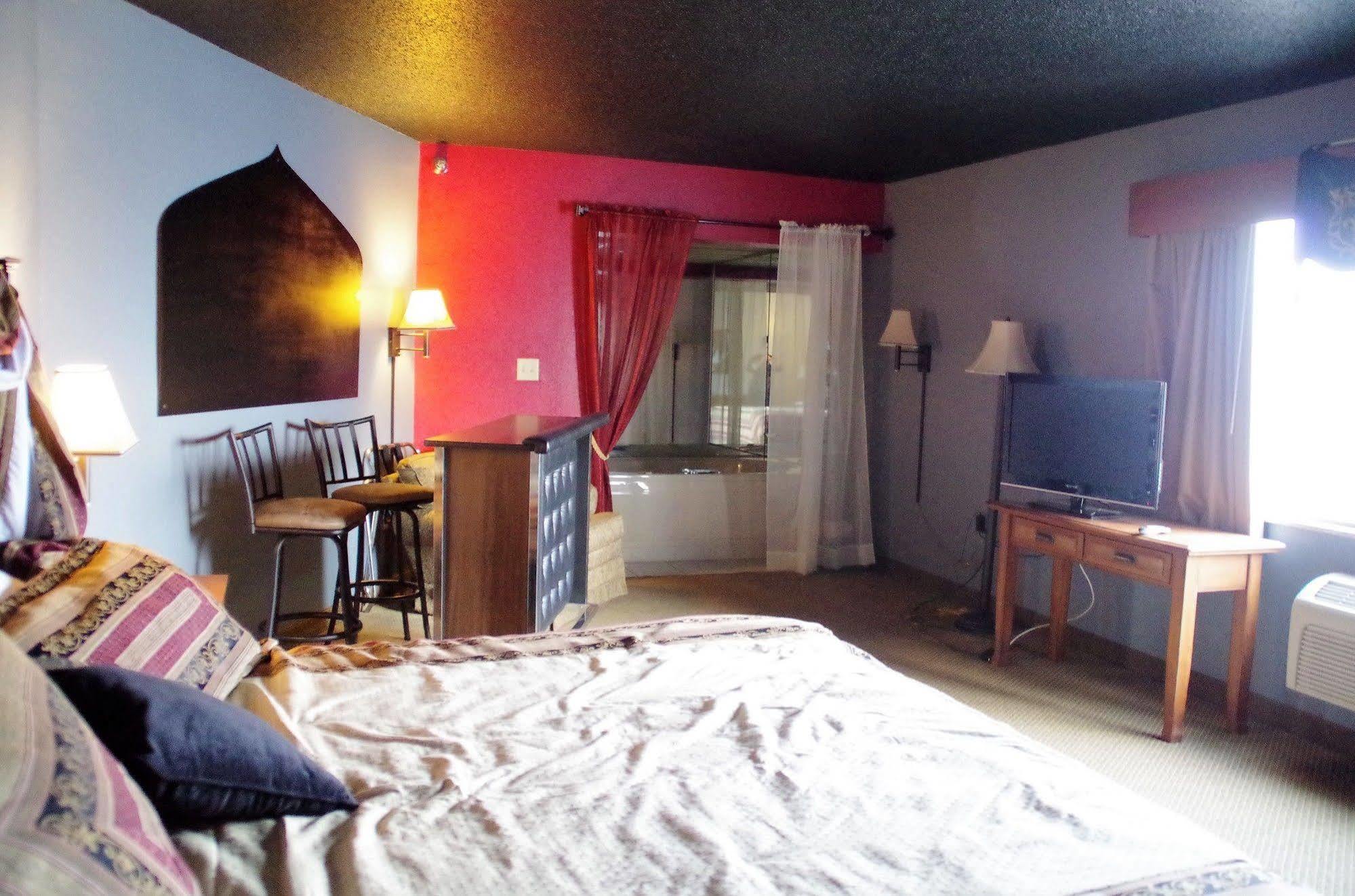 Madelia Hotel & Suites Extérieur photo