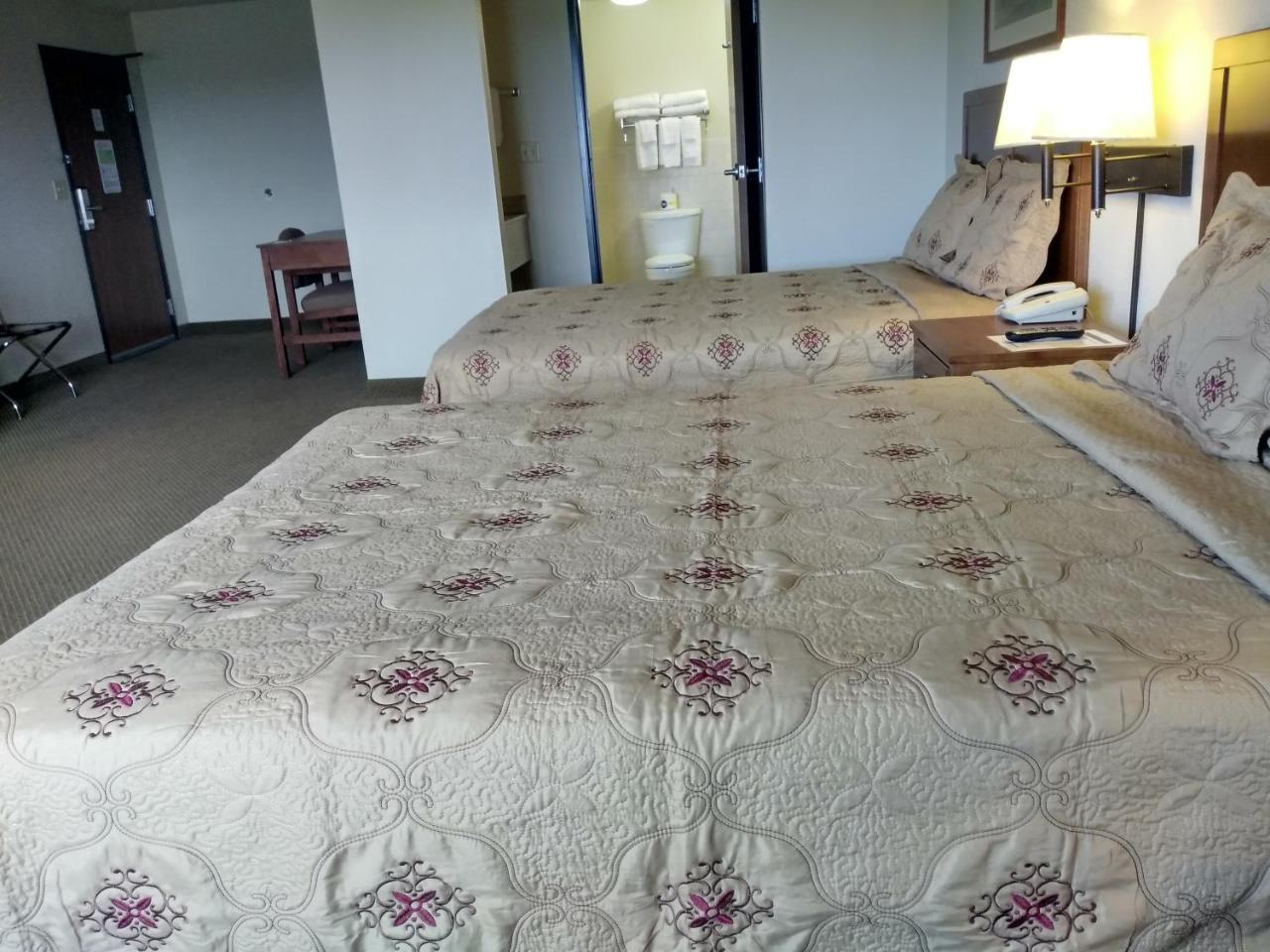 Madelia Hotel & Suites Extérieur photo
